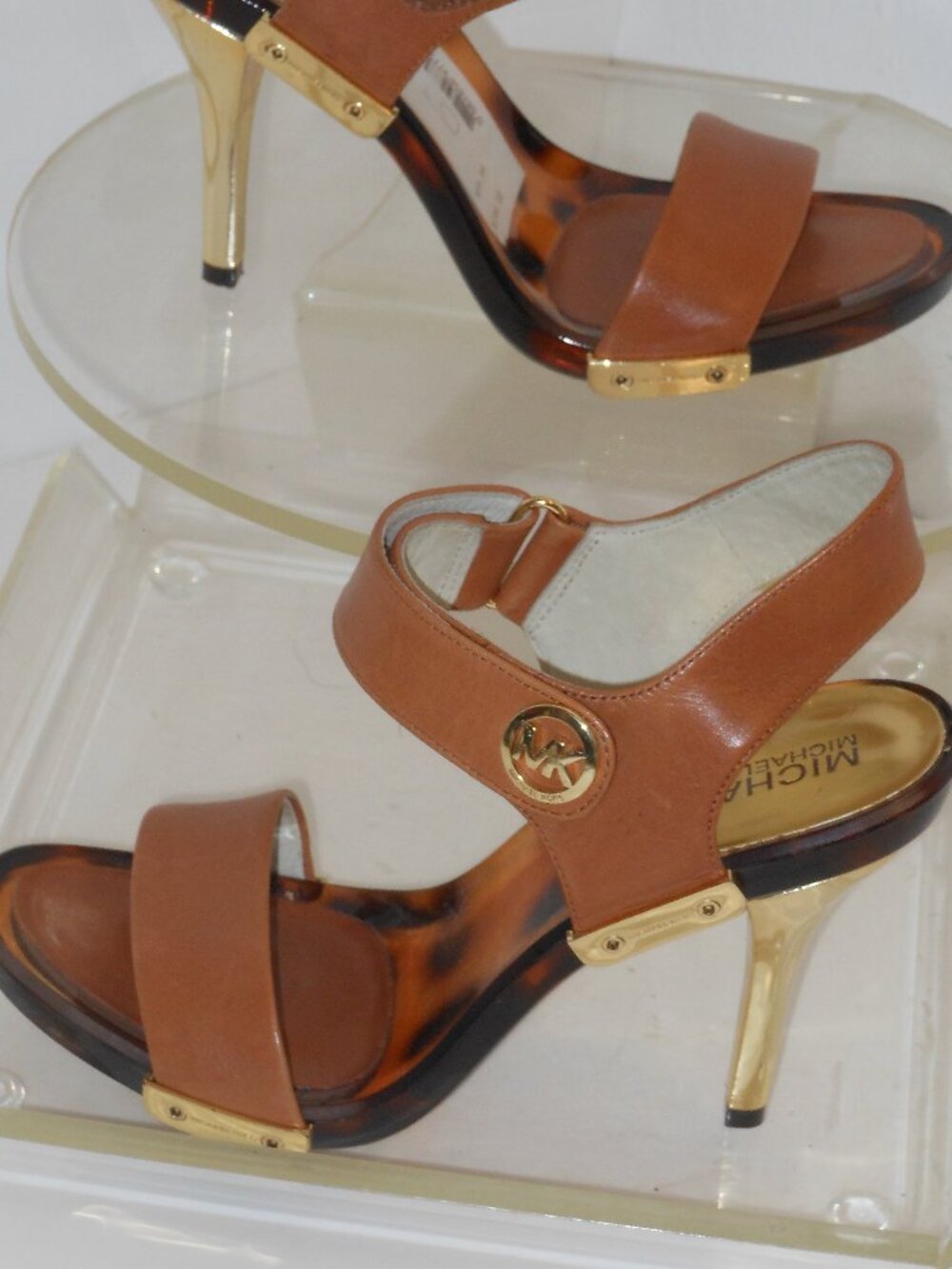 MICHAEL KORS TAN STRAP OVER THE FOOT HIGH HEEL SANDALS SIZE 6 MEDIUM